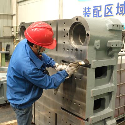 280T Plastic Injection Molding Machine Energy Saving Automated System